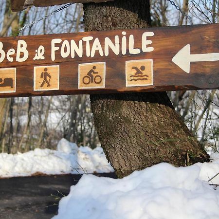 Casale Fontanile Bed And Breakfast Smerillo Kültér fotó