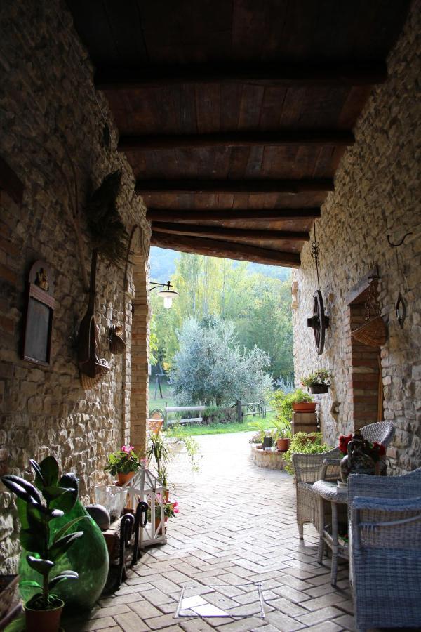 Casale Fontanile Bed And Breakfast Smerillo Kültér fotó