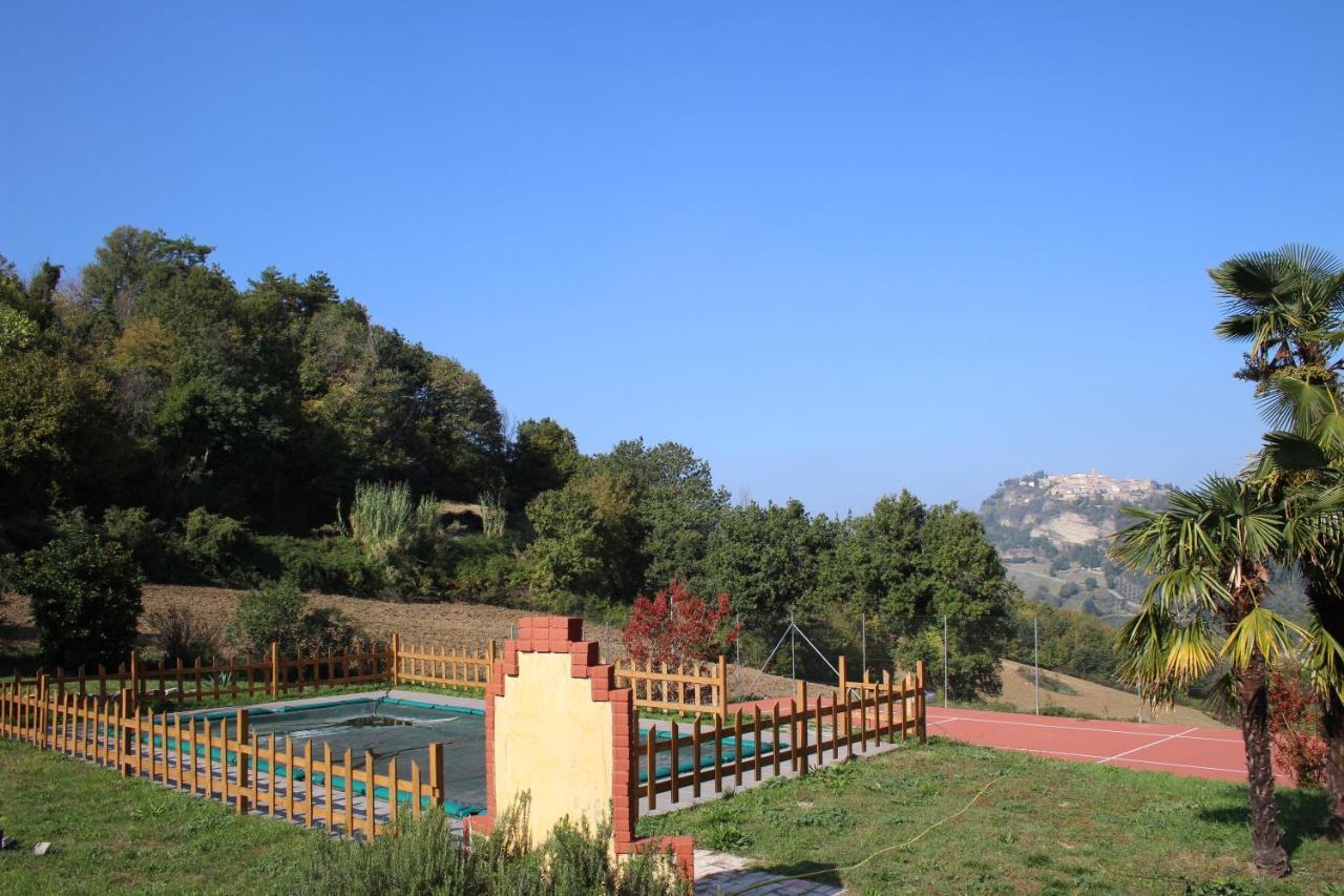 Casale Fontanile Bed And Breakfast Smerillo Kültér fotó
