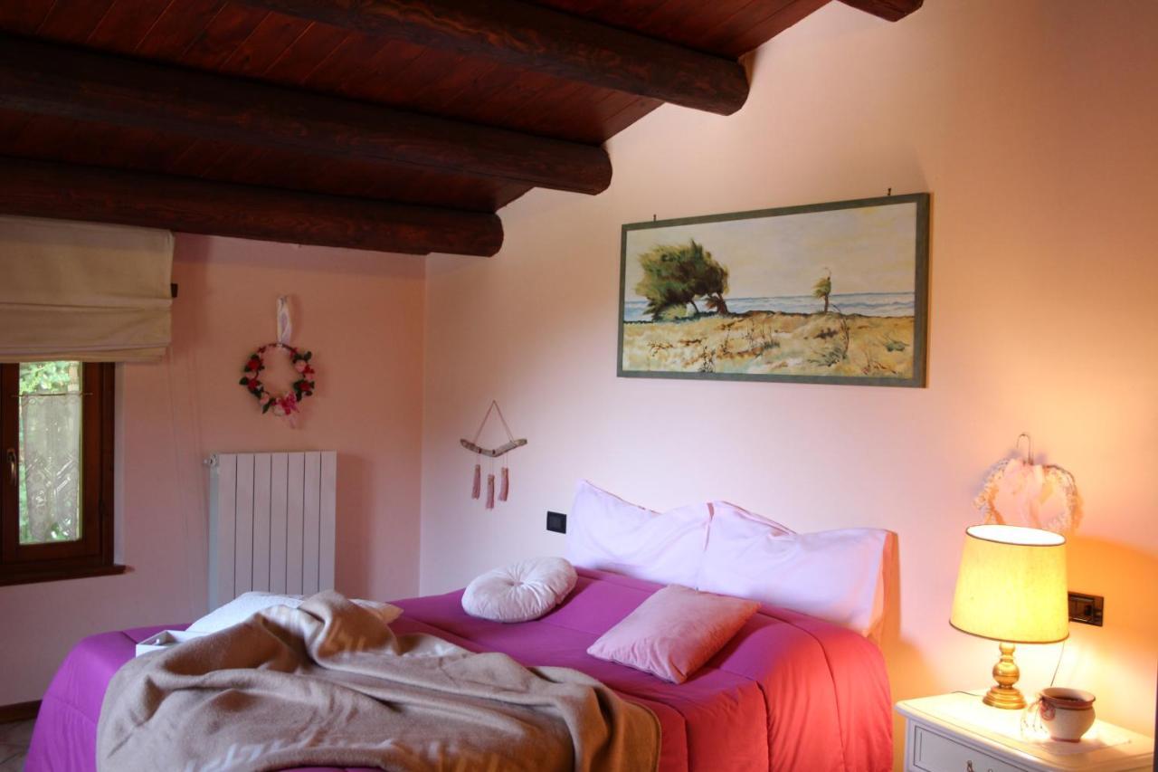 Casale Fontanile Bed And Breakfast Smerillo Kültér fotó